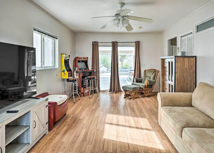Sun-dappled Az Abode W/ River & Mtn Views! * Parker